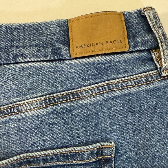 American Eagle woman 20 curvy high rise baggy straight distressed jeans wide leg - Picture 4 of 11